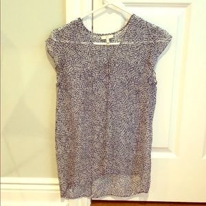 Joie women’s XS silk blouse in blue and white